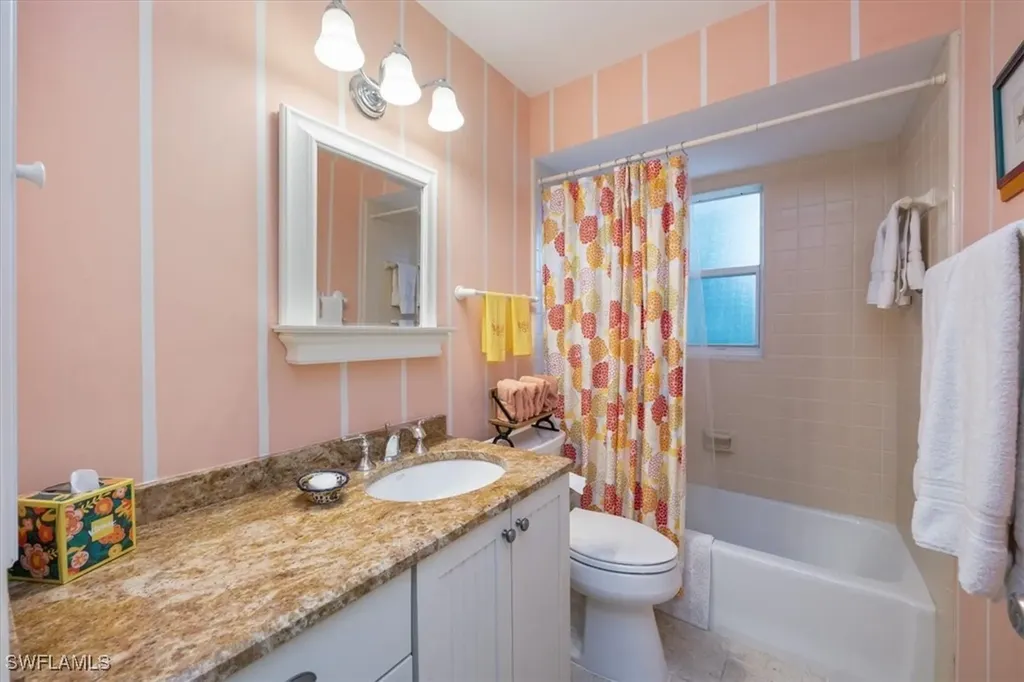 587 Parkwood Lane Naples FL 34103