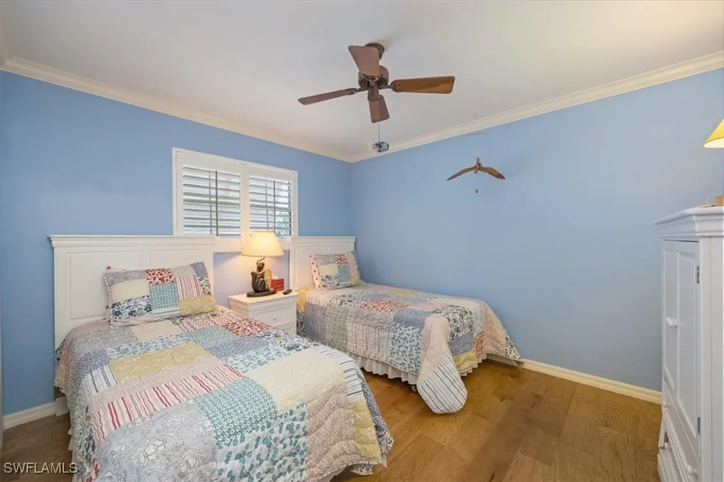 587 Parkwood Lane Naples FL 34103