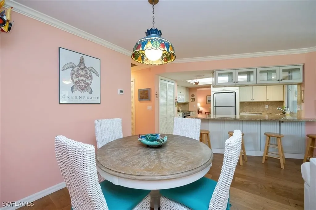 587 Parkwood Lane Naples FL 34103