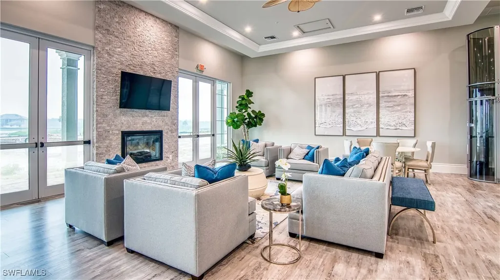 262 Indies Drive E Naples FL 34114