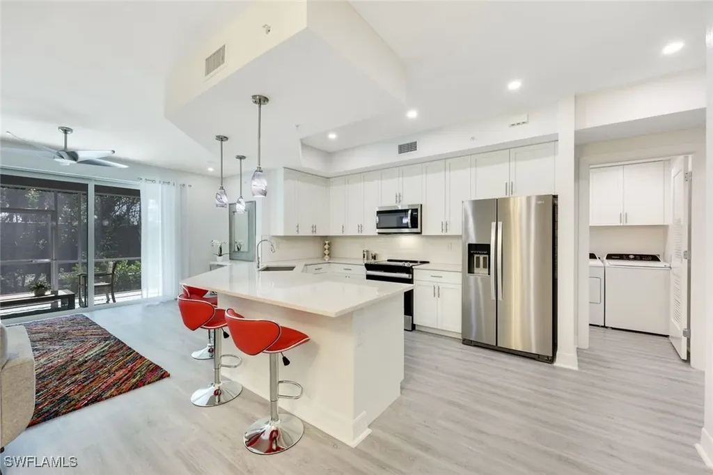262 Indies Drive E Naples FL 34114