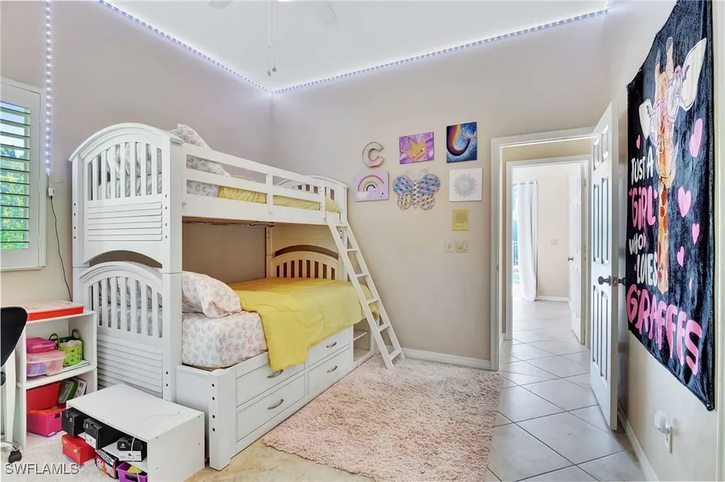 2024 Imperial Circle Naples FL 34110