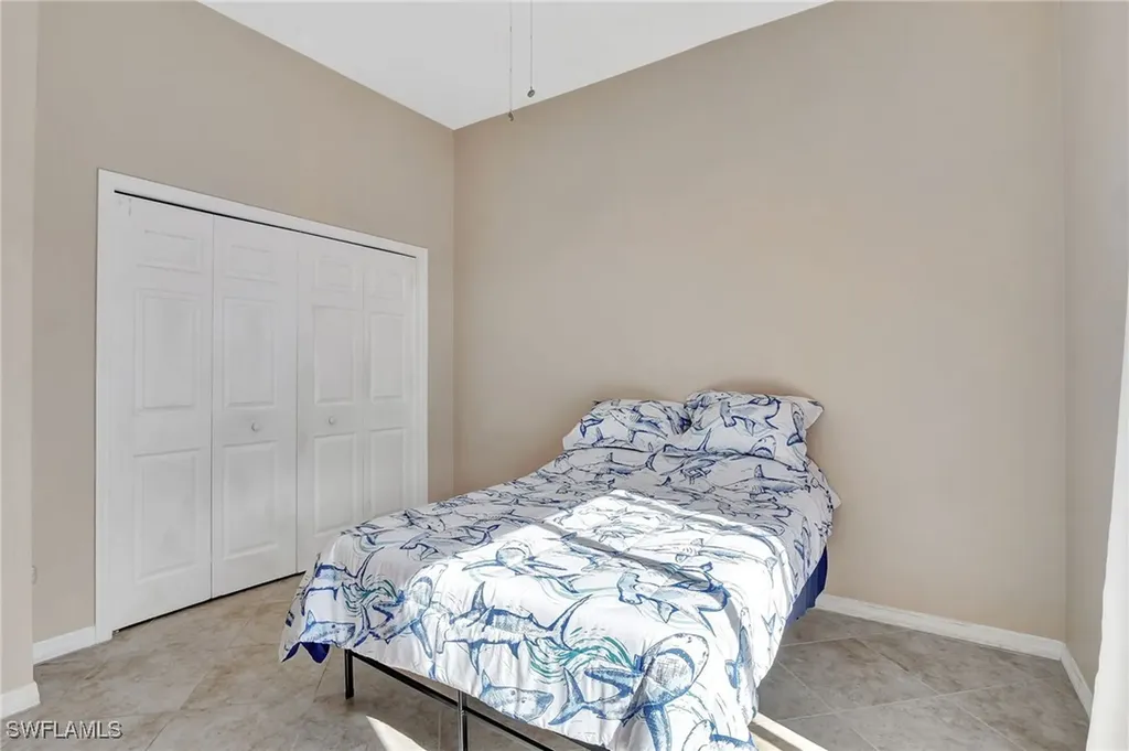 2024 Imperial Circle Naples FL 34110