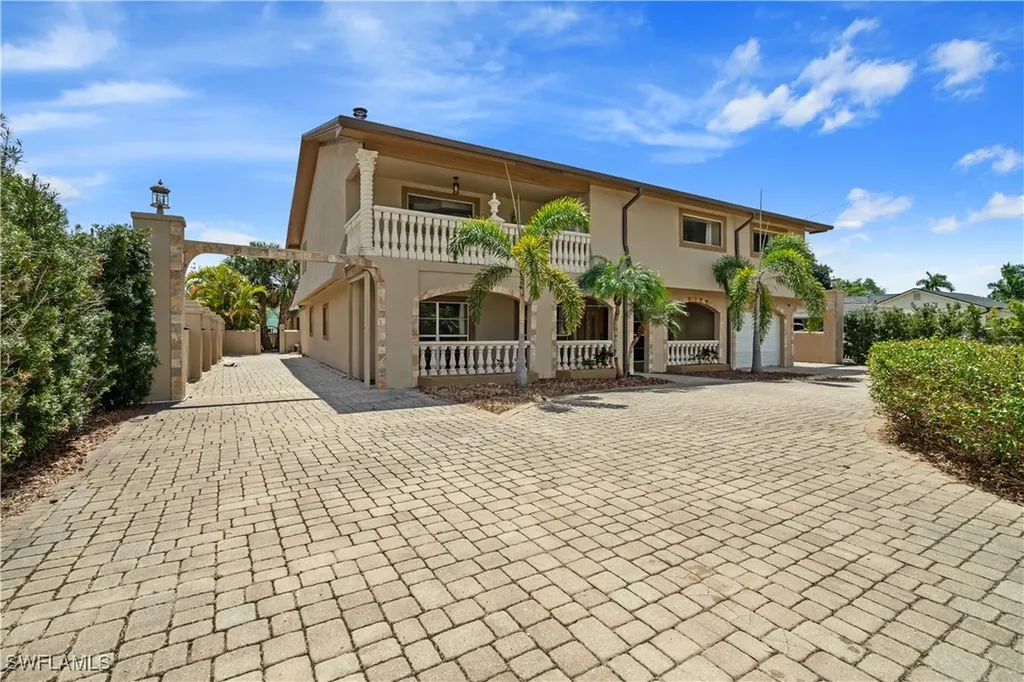 1434 Alhambra Drive Fort Myers FL 33901