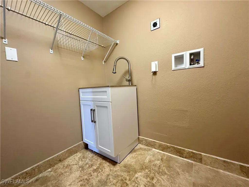 1434 Alhambra Drive Fort Myers FL 33901