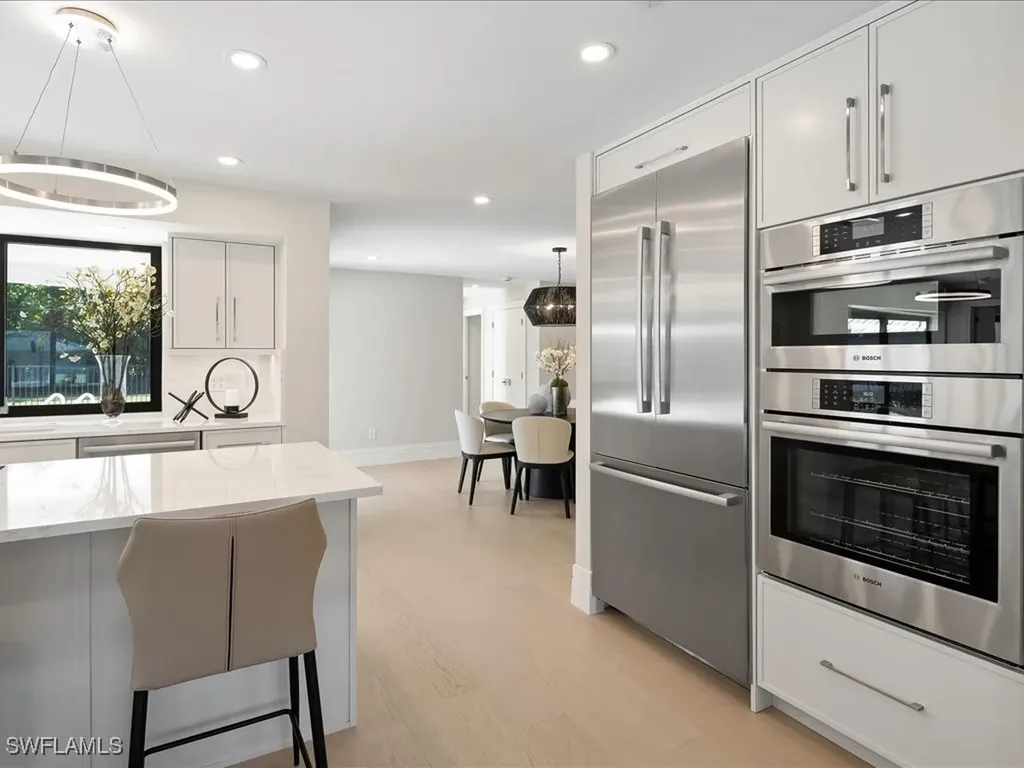 518 Cypress Way E Naples FL 34110