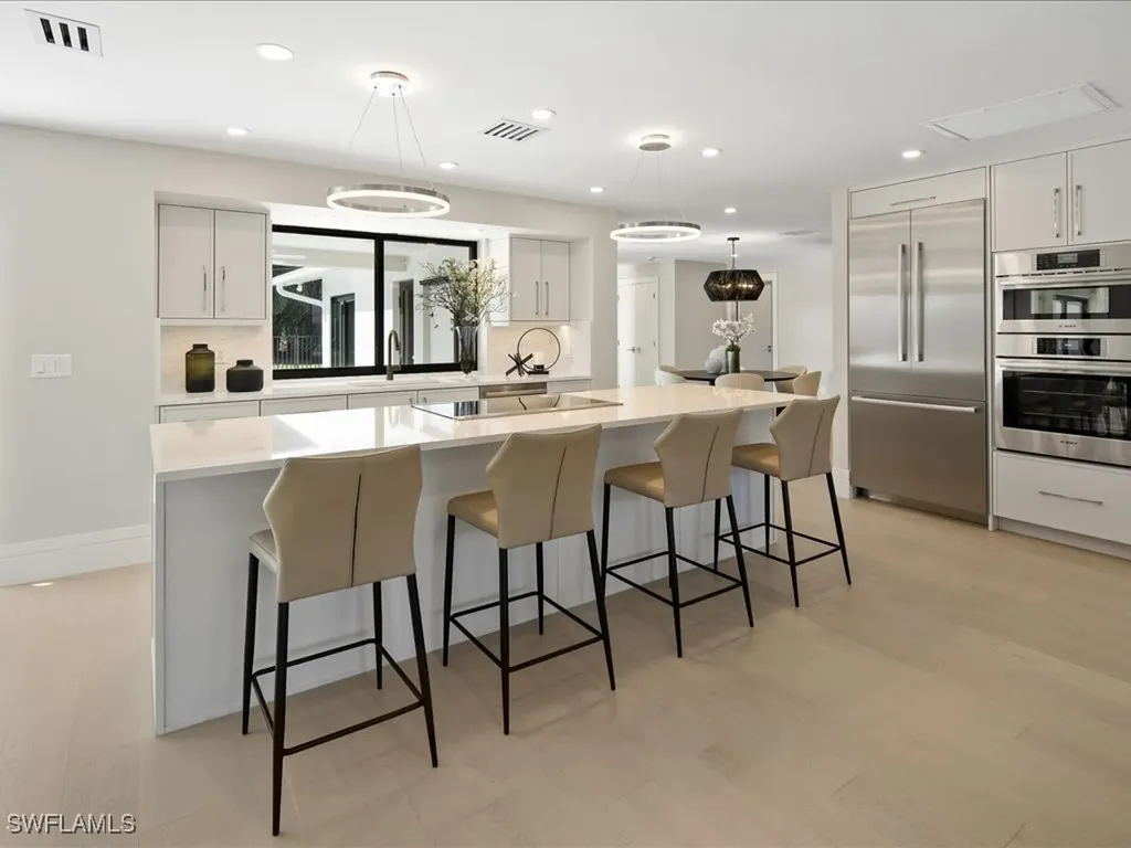 518 Cypress Way E Naples FL 34110