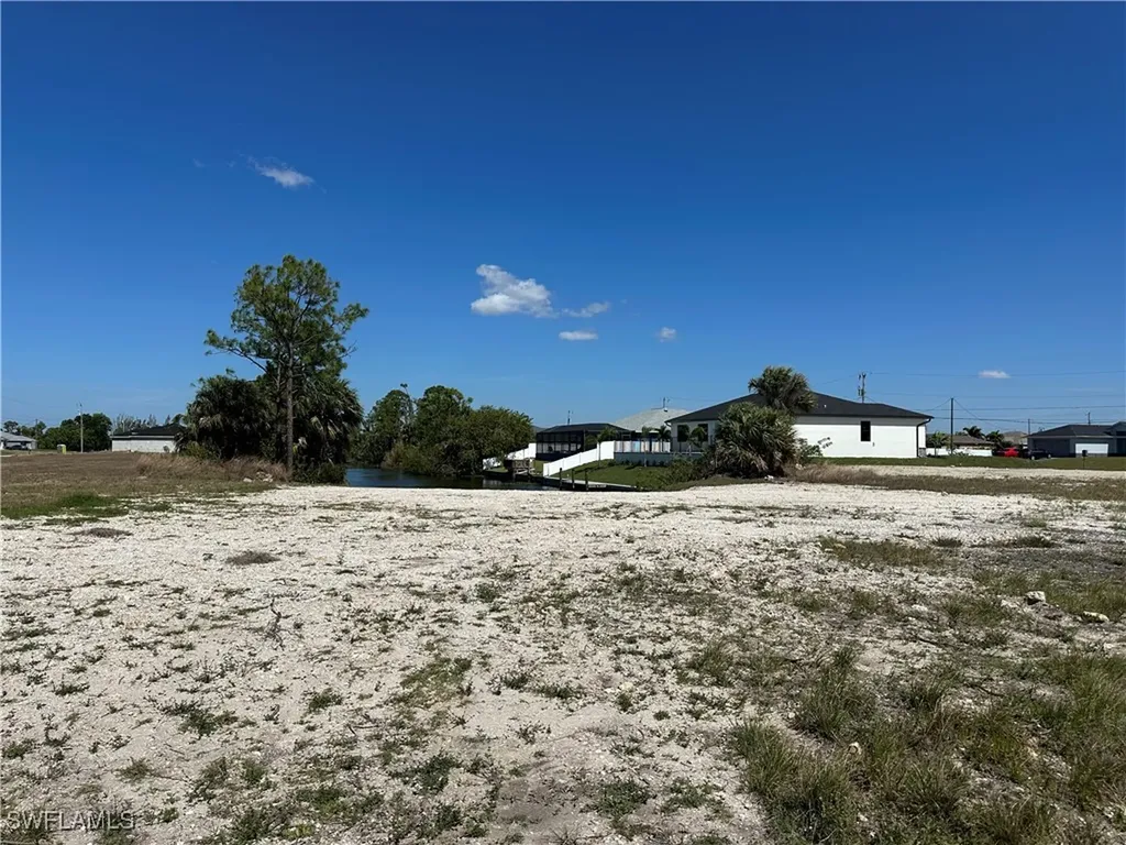 2111 NE 41st Street Cape Coral FL 33909