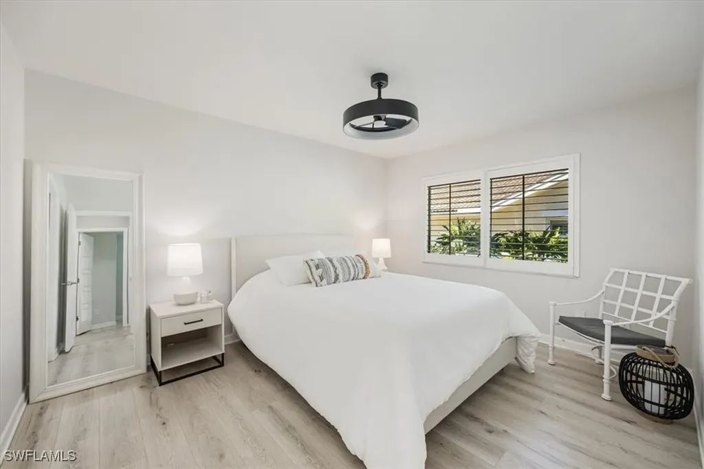 136 Old Tamiami Trail Naples FL 34110