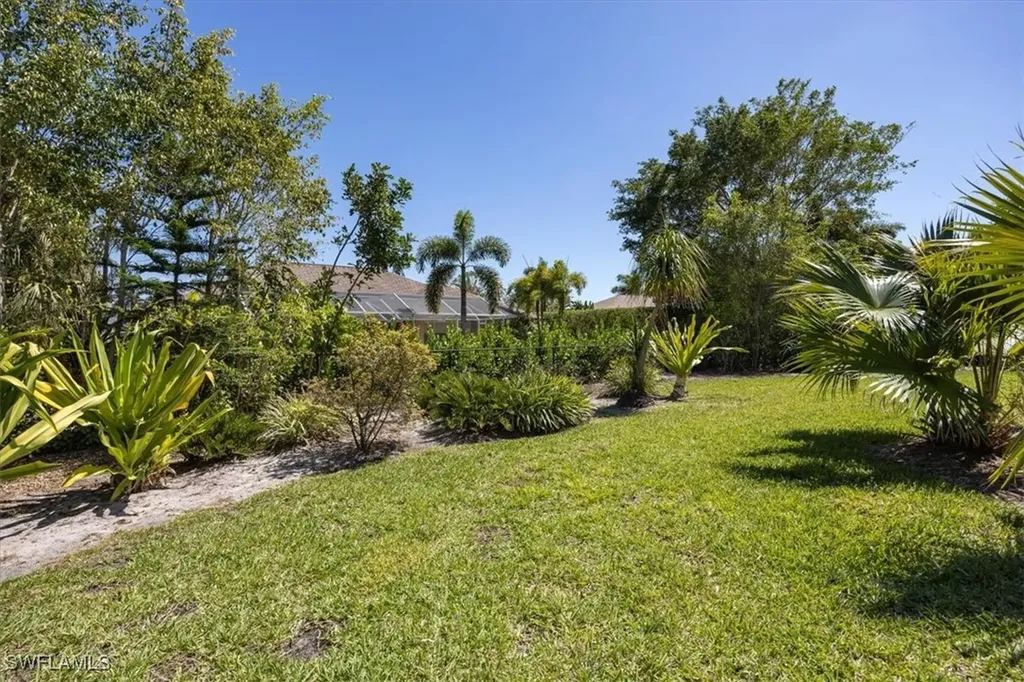136 Old Tamiami Trail Naples FL 34110