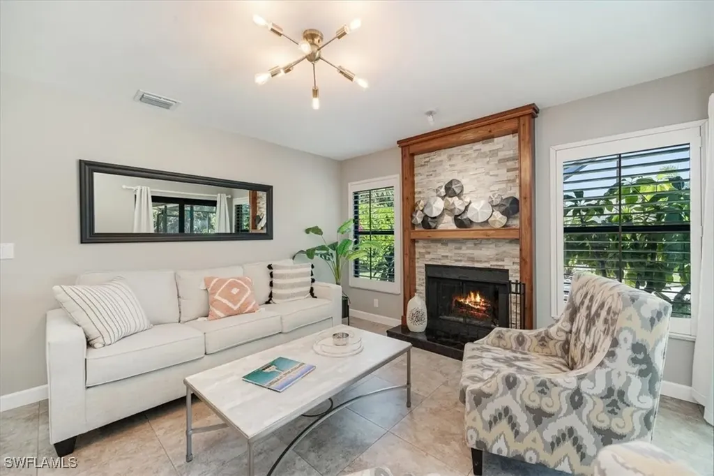 136 Old Tamiami Trail Naples FL 34110