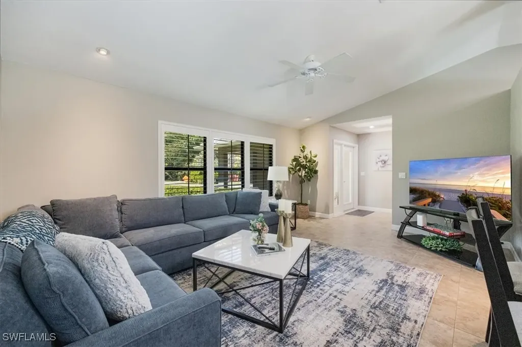 136 Old Tamiami Trail Naples FL 34110
