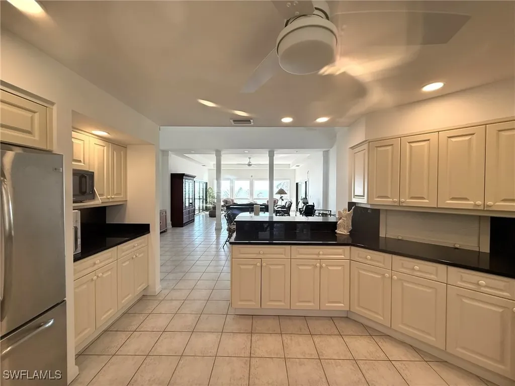 484 Gulf Bend Drive Captiva FL 33924
