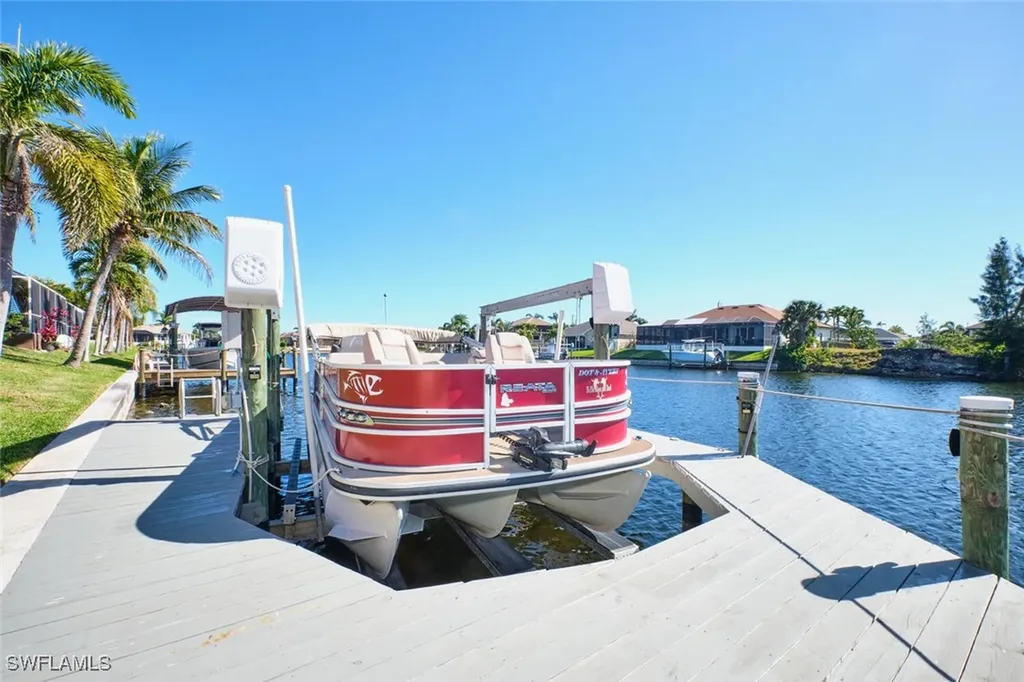 4111 Oasis Boulevard Cape Coral FL 33914