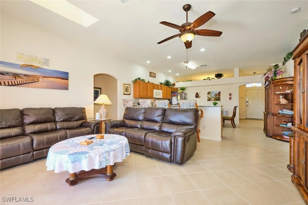 4111 Oasis Boulevard Cape Coral FL 33914
