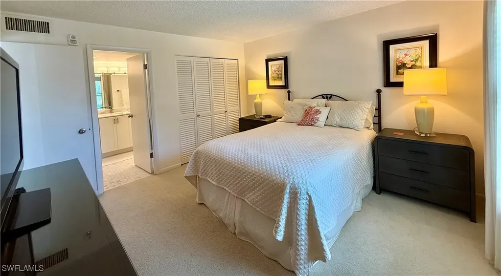1900 Alamanda Drive Naples FL 34102