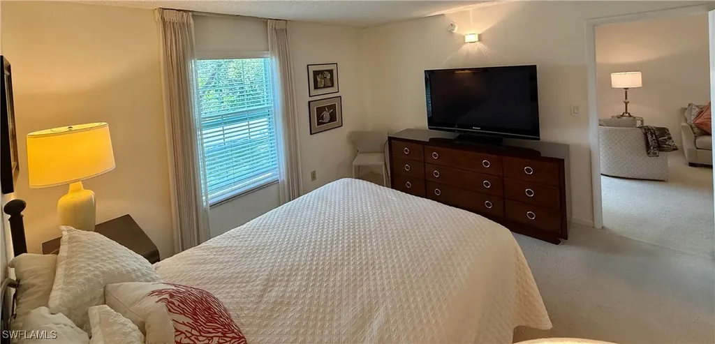 1900 Alamanda Drive Naples FL 34102
