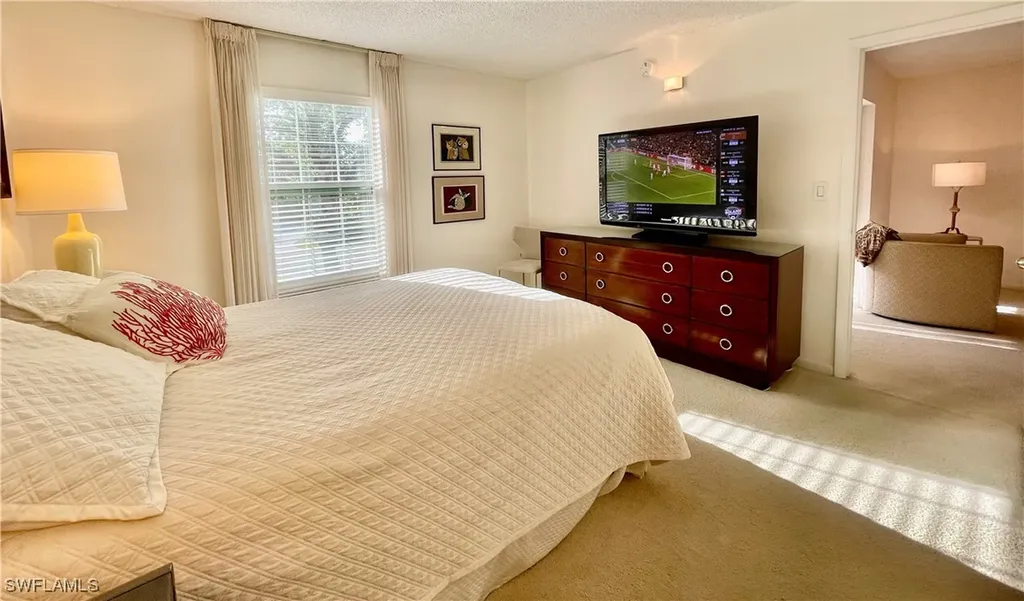 1900 Alamanda Drive Naples FL 34102