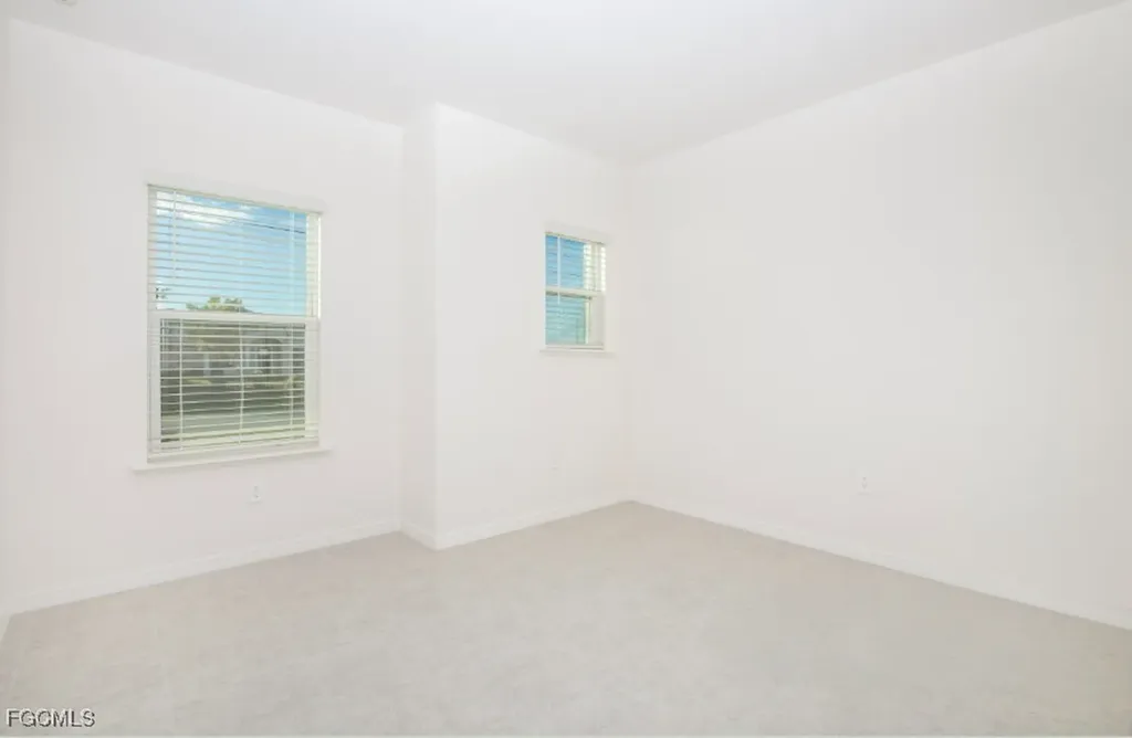 2119 NE Juanita Place Cape Coral FL 33909