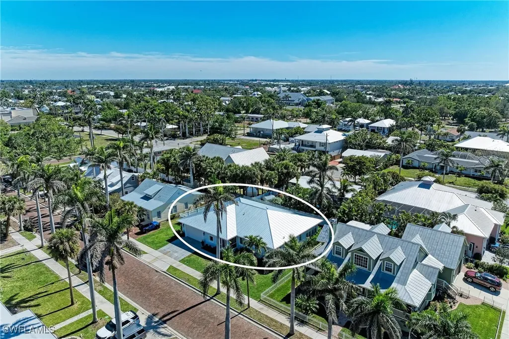 621 Trabue Avenue Punta Gorda FL 33950