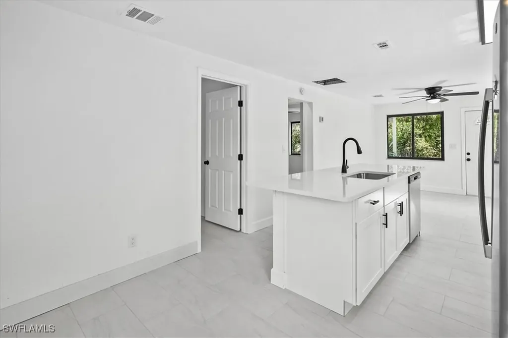 3652 Hibiscus Avenue Naples FL 34104