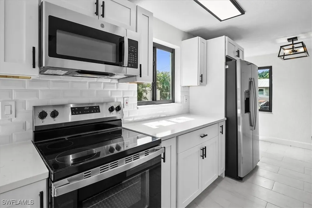 3652 Hibiscus Avenue Naples FL 34104