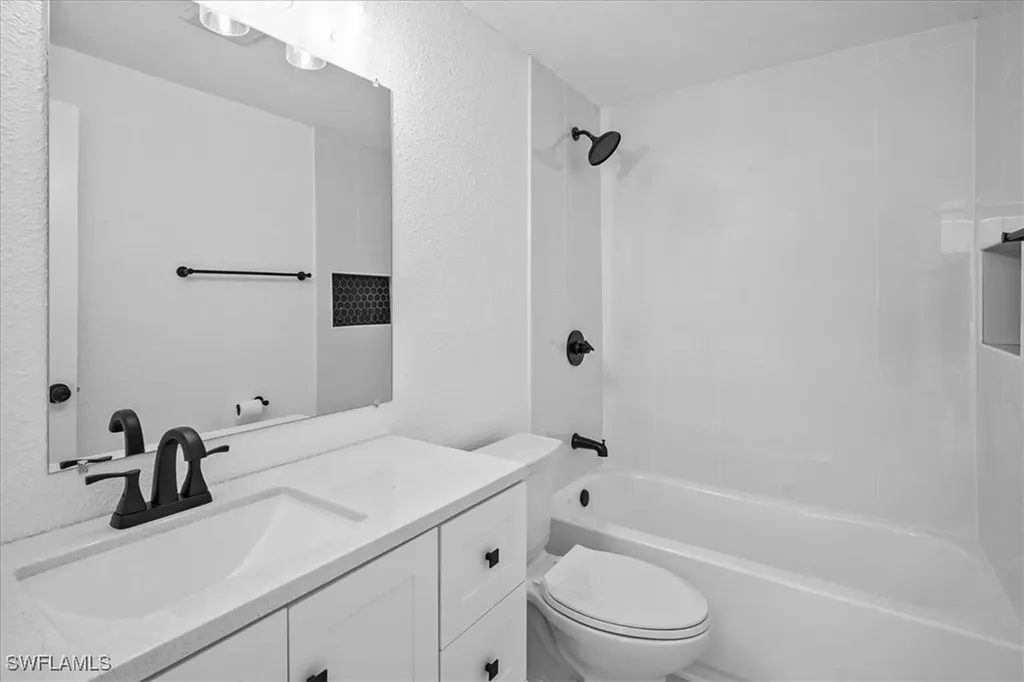 3652 Hibiscus Avenue Naples FL 34104