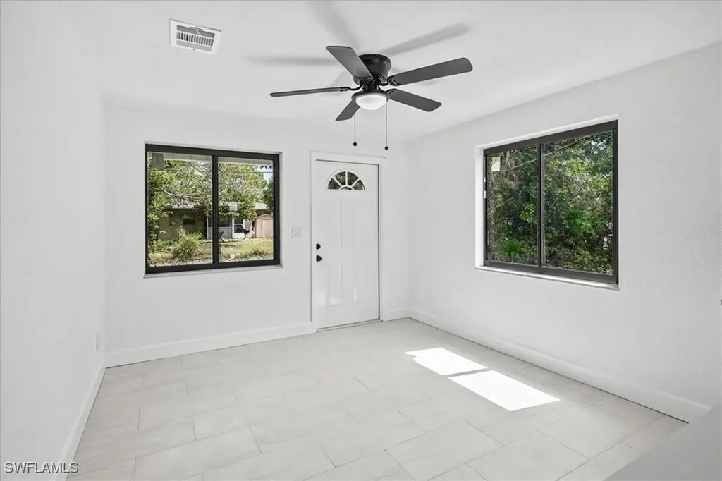 3652 Hibiscus Avenue Naples FL 34104