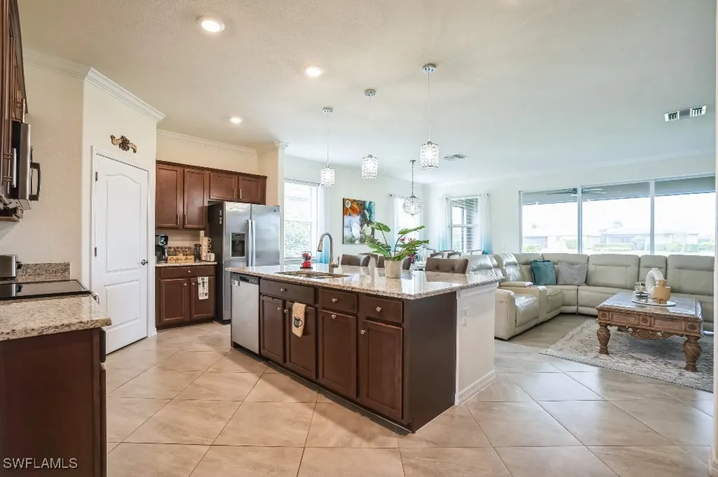 2275 Dancy Street Naples FL 34120