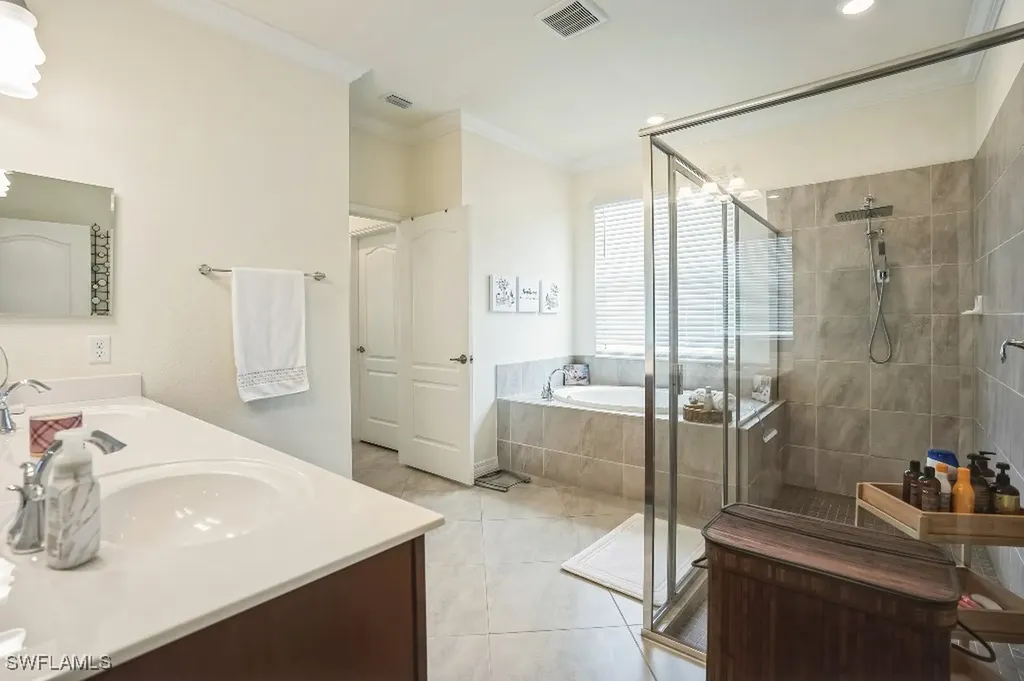 2275 Dancy Street Naples FL 34120