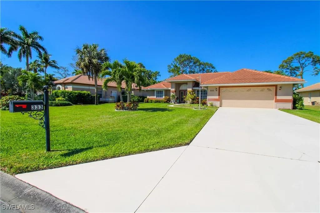 333 Wentworth Court Naples FL 34104