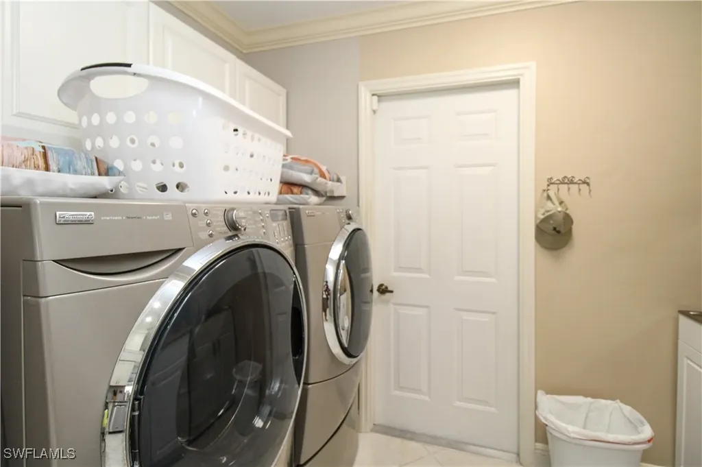 333 Wentworth Court Naples FL 34104