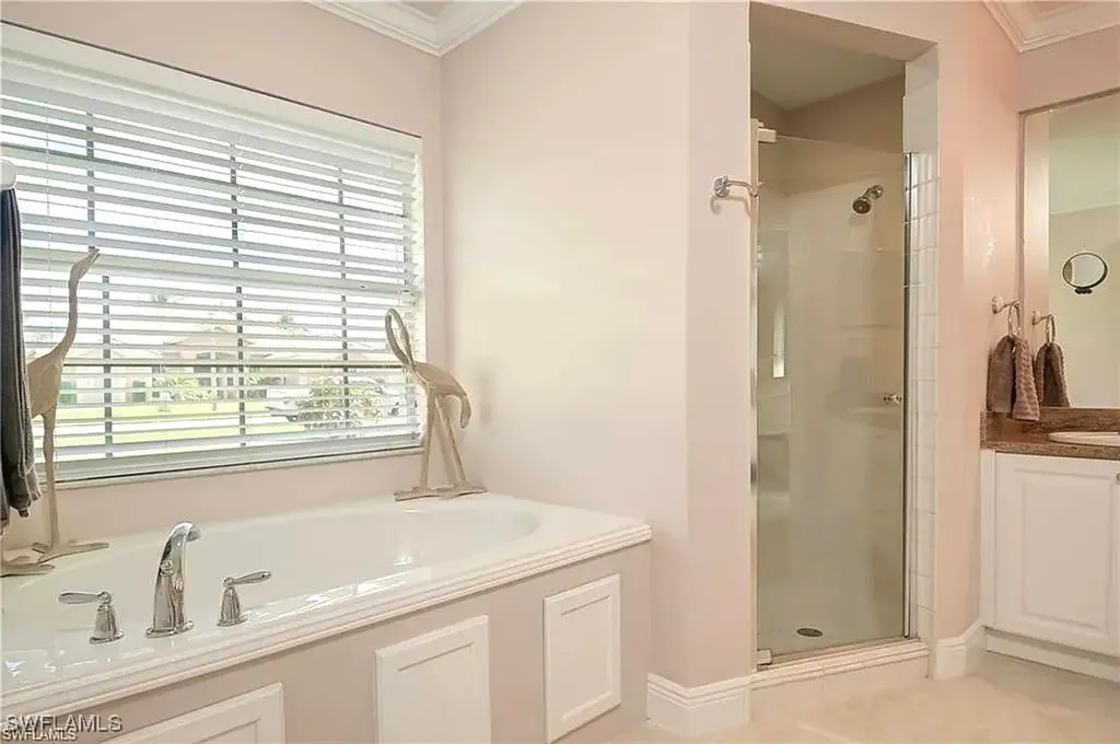 333 Wentworth Court Naples FL 34104