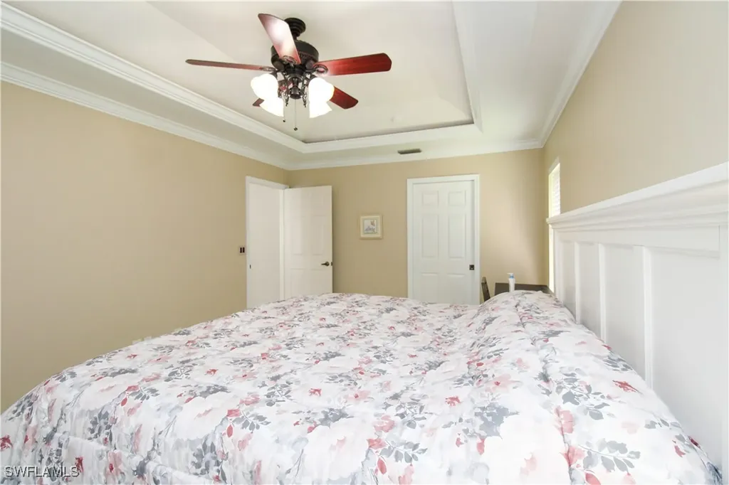 333 Wentworth Court Naples FL 34104