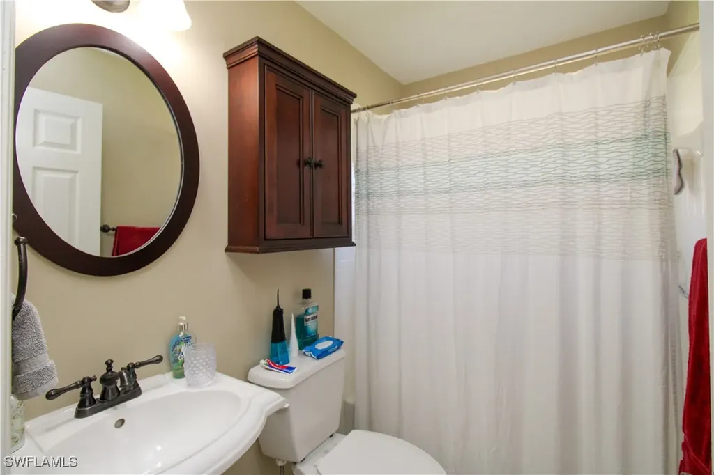 333 Wentworth Court Naples FL 34104