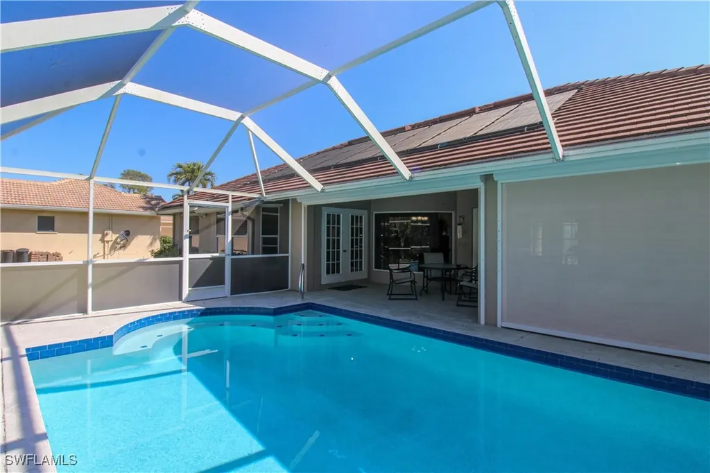 333 Wentworth Court Naples FL 34104