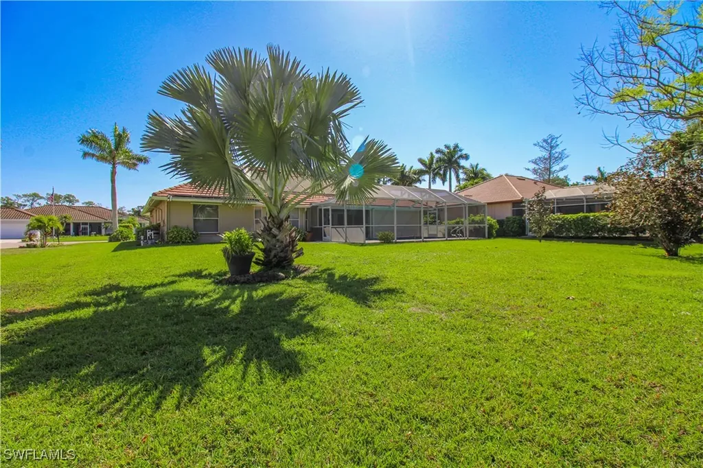 333 Wentworth Court Naples FL 34104