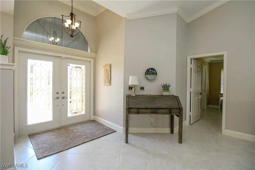 333 Wentworth Court Naples FL 34104