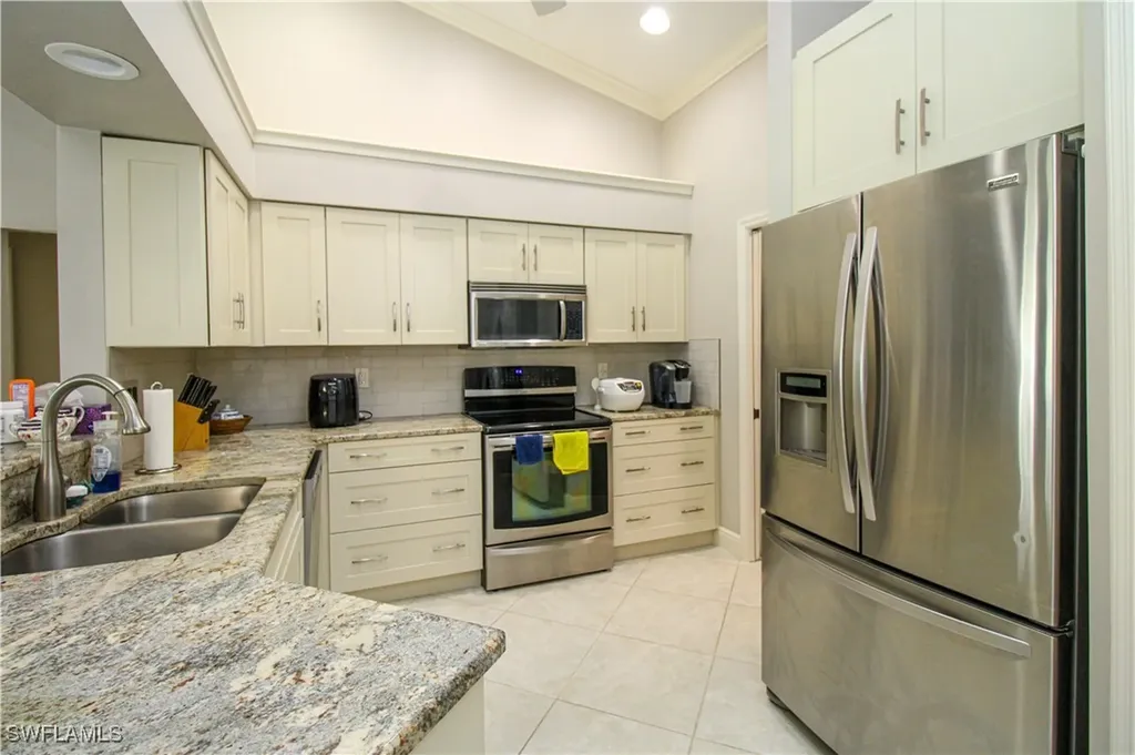 333 Wentworth Court Naples FL 34104