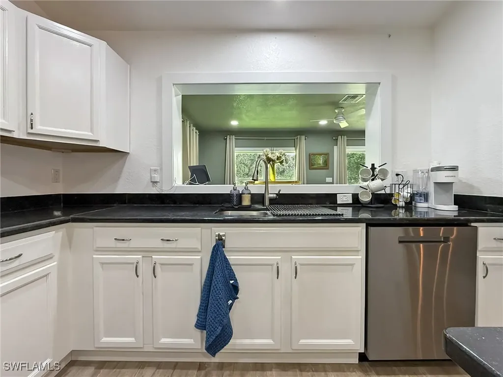 6078 Latimer Avenue Fort Myers FL 33905
