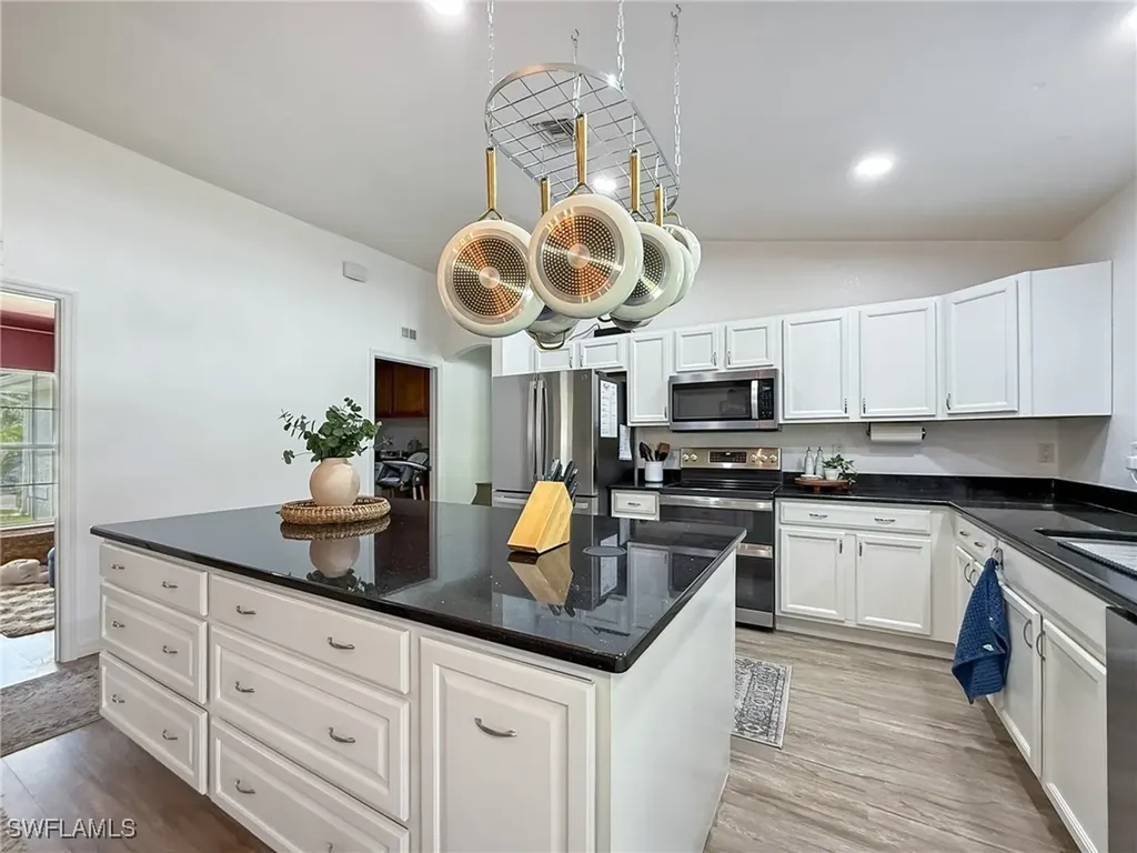 6078 Latimer Avenue Fort Myers FL 33905