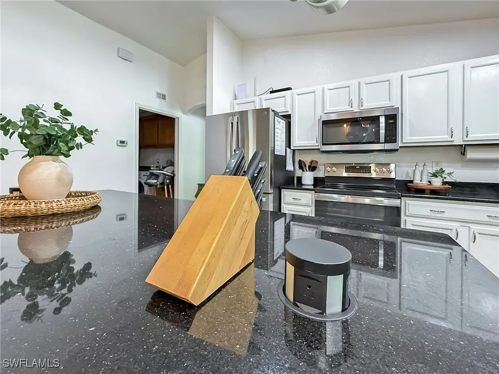 6078 Latimer Avenue Fort Myers FL 33905
