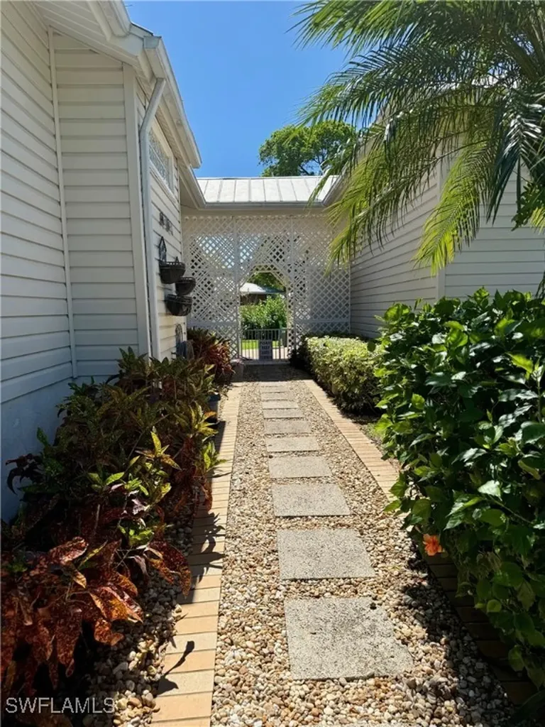 234 W Circle Drive Clewiston FL 33440
