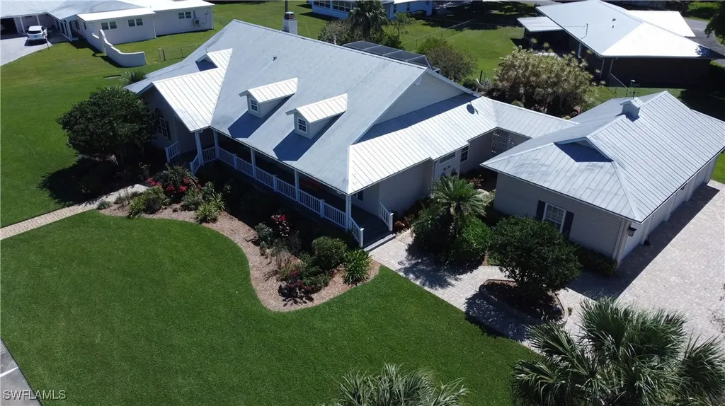 234 W Circle Drive Clewiston FL 33440