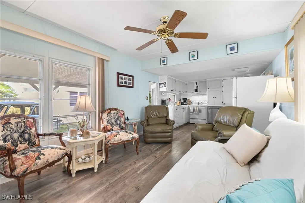 5558 Palm Beach Boulevard Fort Myers FL 33905