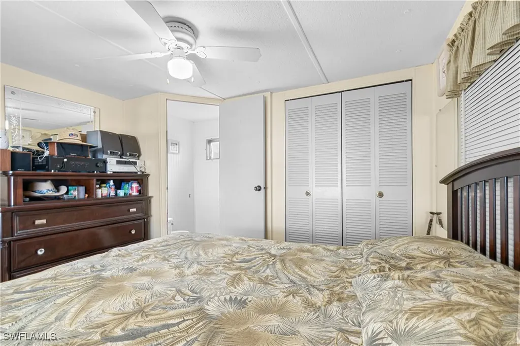 5558 Palm Beach Boulevard Fort Myers FL 33905