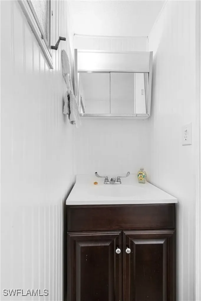 5558 Palm Beach Boulevard Fort Myers FL 33905