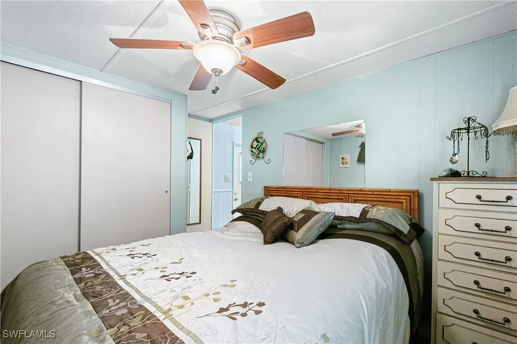 5558 Palm Beach Boulevard Fort Myers FL 33905