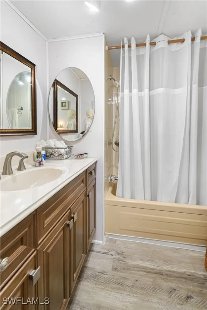 5558 Palm Beach Boulevard Fort Myers FL 33905