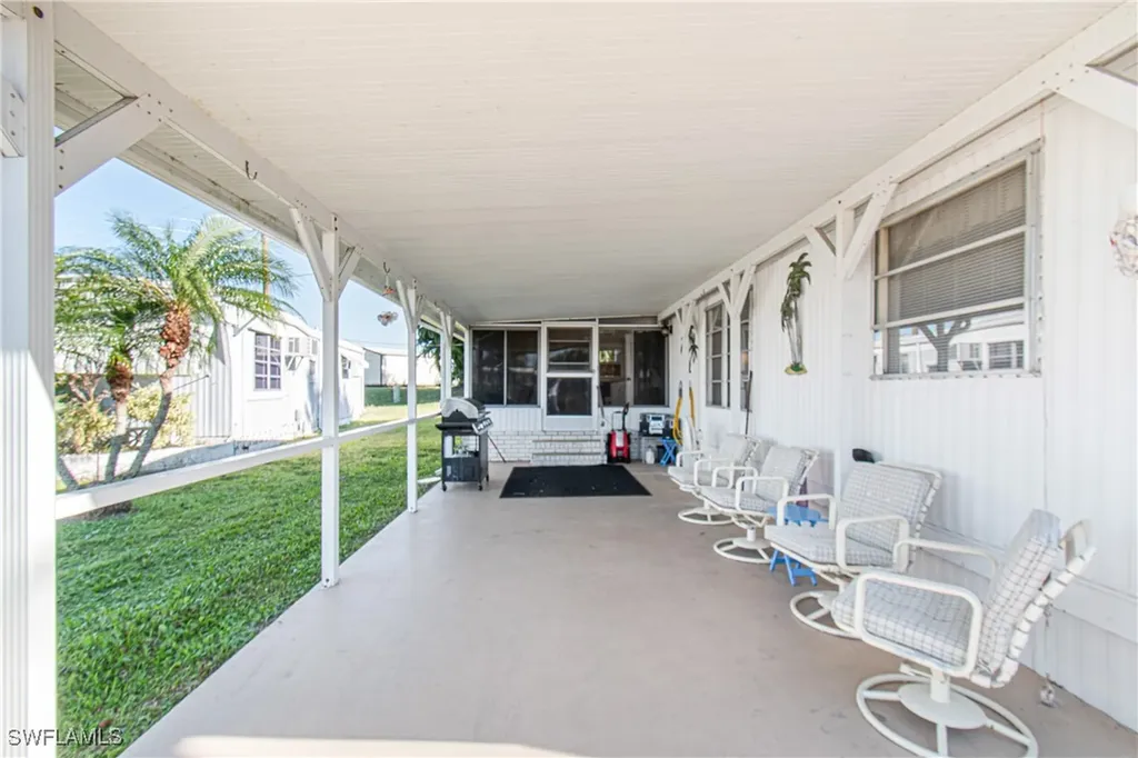 5558 Palm Beach Boulevard Fort Myers FL 33905